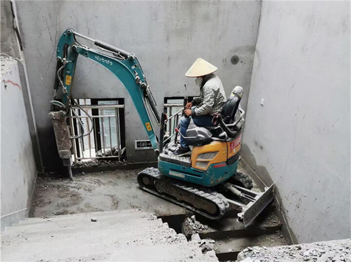 太仓小挖机出租